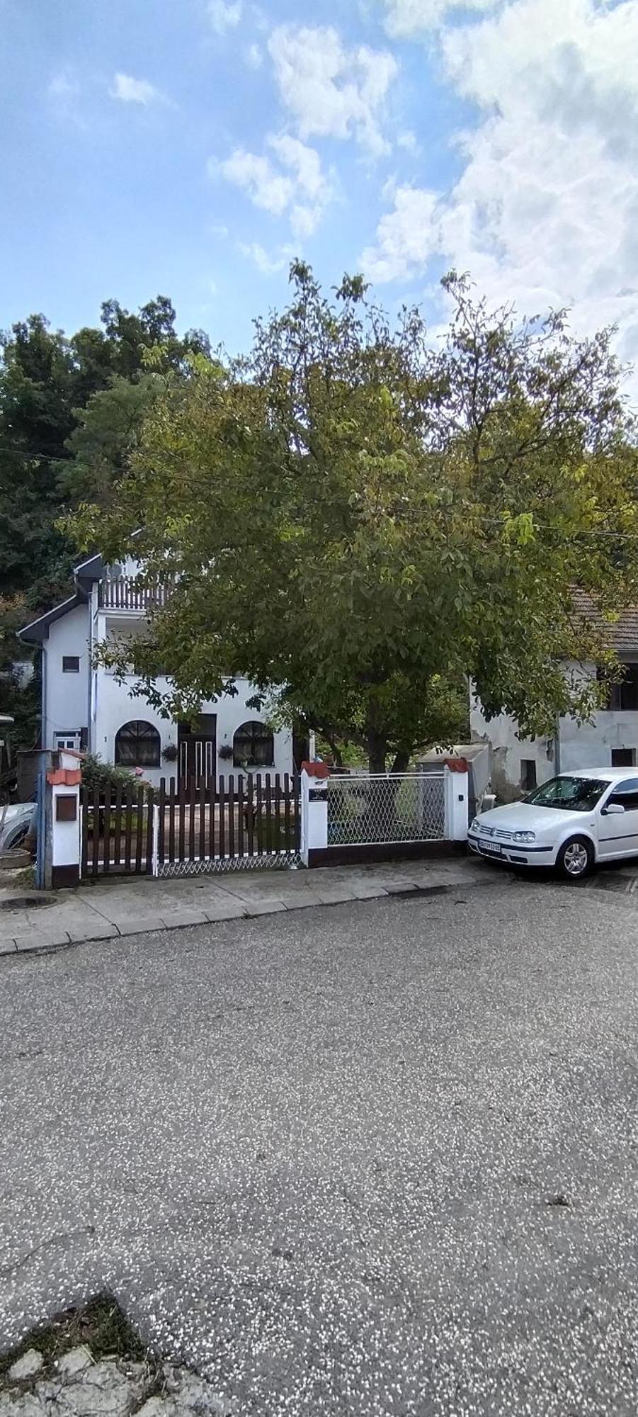 Sobe Lara Lägenhet Donji Milanovac Exteriör bild